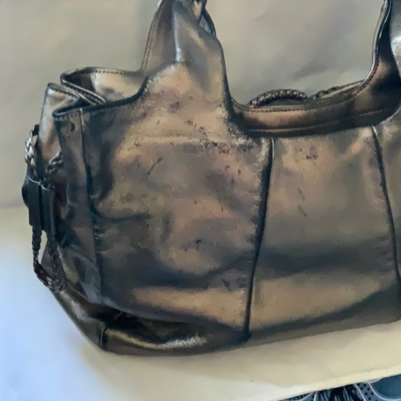 Salvatore Ferragamo Top Handle Handbag in Metallic Silver Leather (12.5"x9.44") - Picture 7 of 16